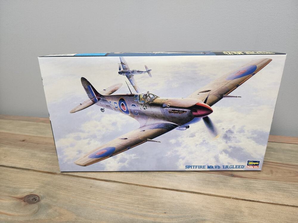 HASEGAWA 1:48 # 52602 SPITFIRE Mk. Vb I.R. GLEED MODEL KIT